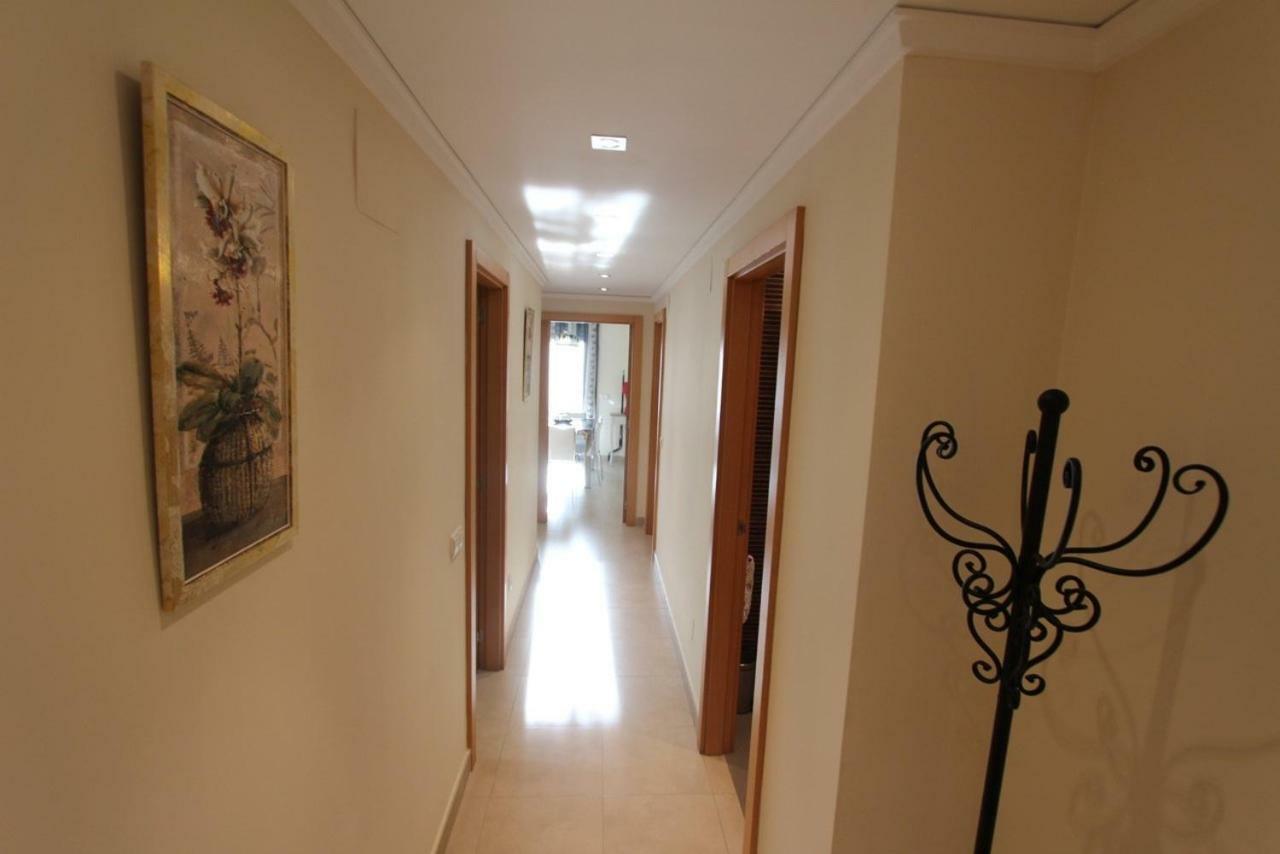 Ferienwohnung Apartamento Moderno Muy Centrico Y Cerca De La Playa Calp Exterior foto
